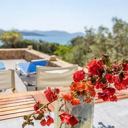 Villa Sea Front Stone Near Monemvasia